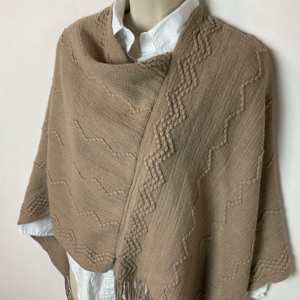 Tan Poncho Shawl One Size Fringed & Wavy Zig Zag detail
